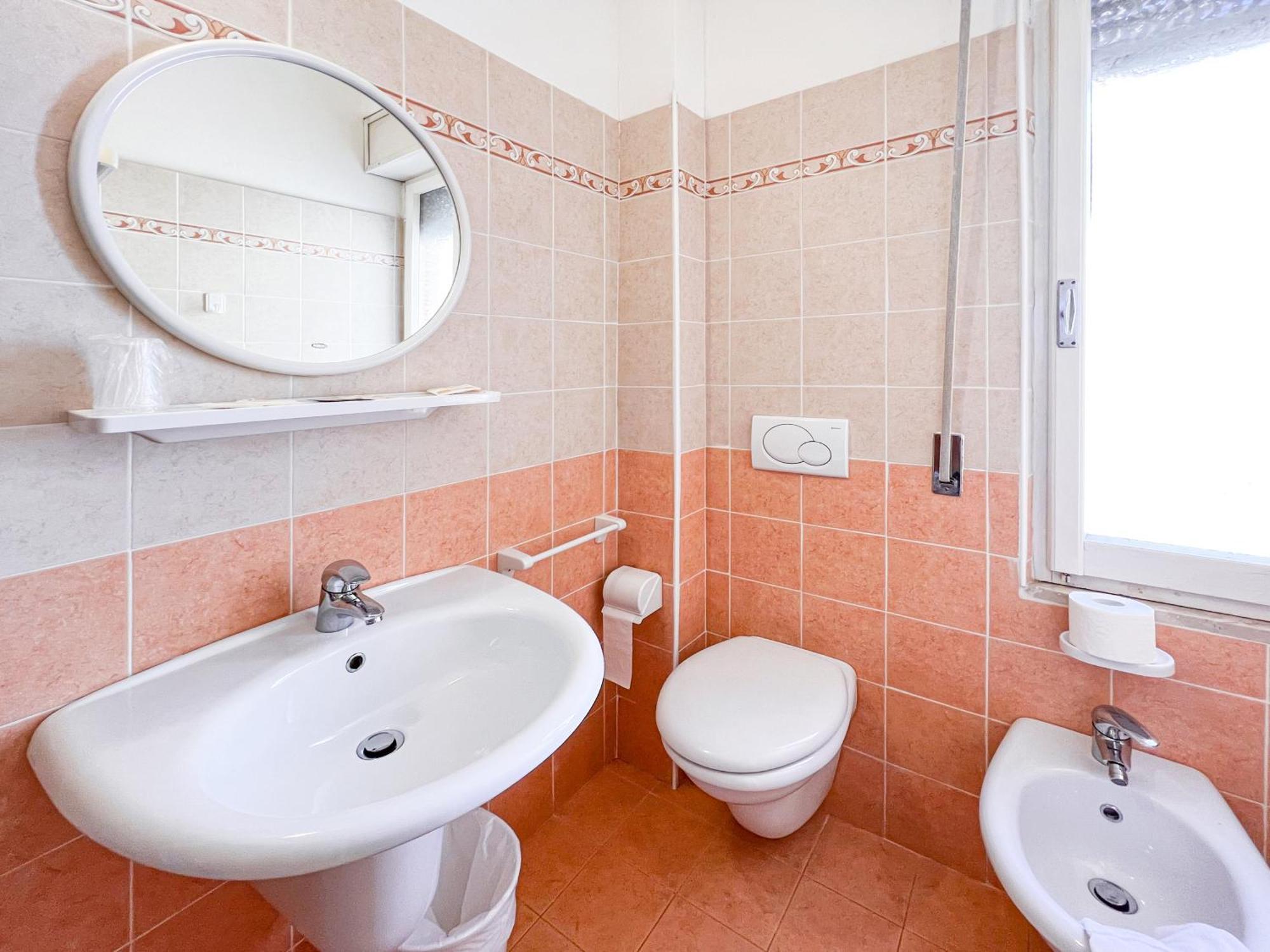 Hotel Giulio Cesare Cattolica Esterno foto