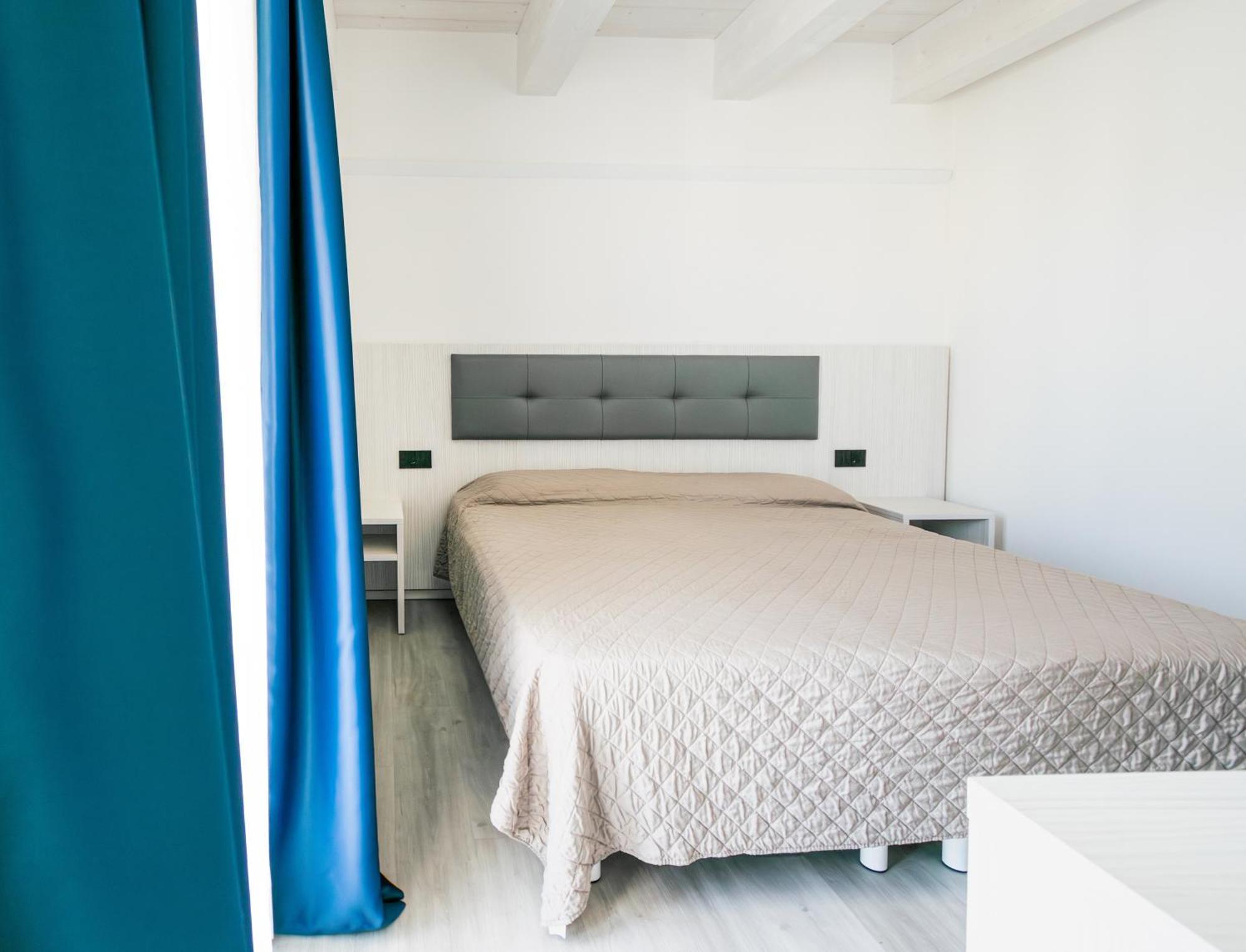 Hotel Giulio Cesare Cattolica Esterno foto